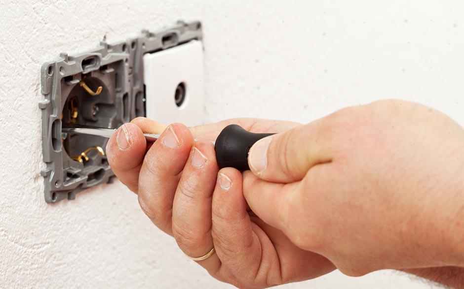 électricien de maintenance Persan